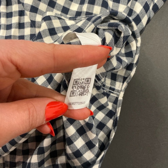 Bonobos Standard Fit Navy and White Gingham Button Down Shirt Men’s Medium - Picture 6 of 6